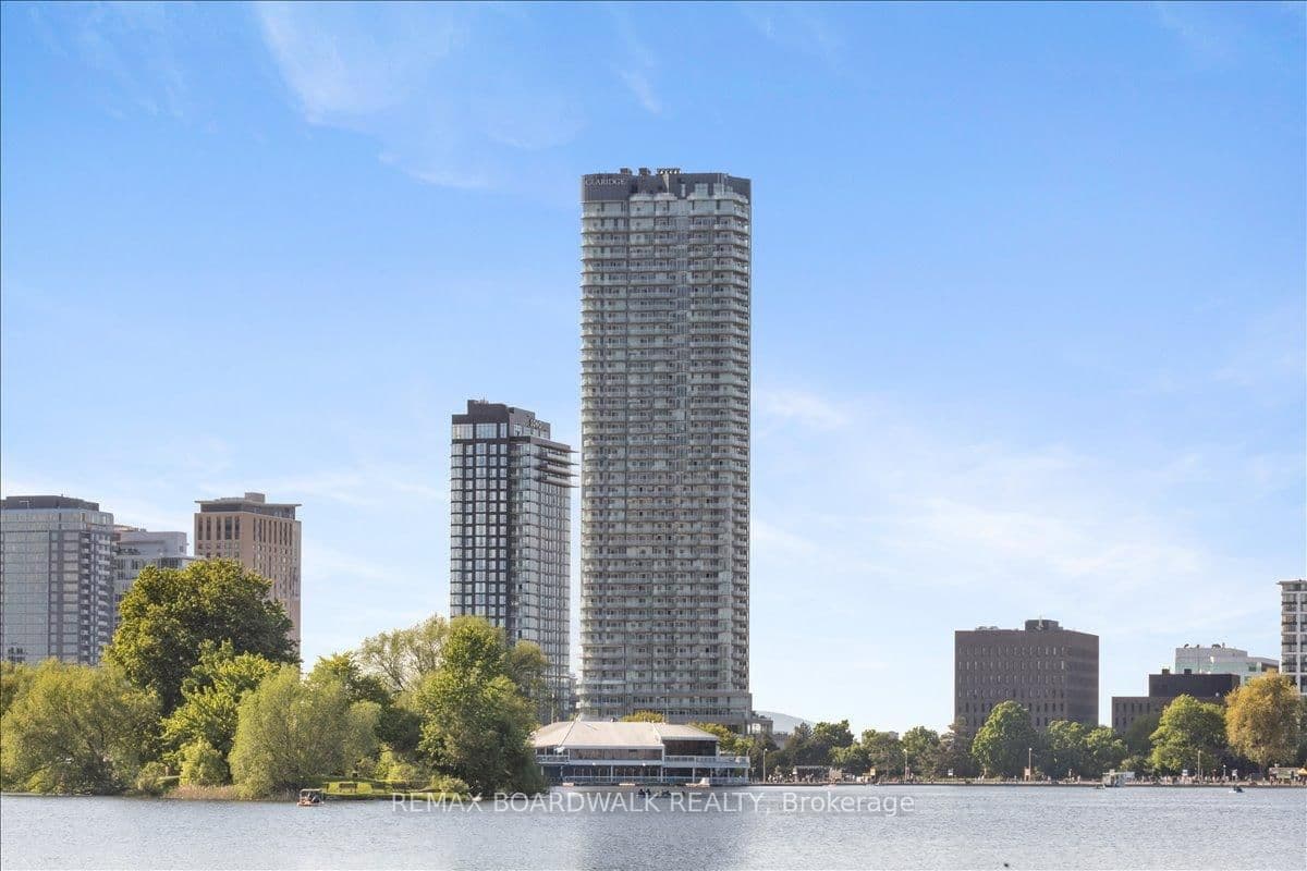 3705 - 805 Carling Avenue, Ottawa, ON