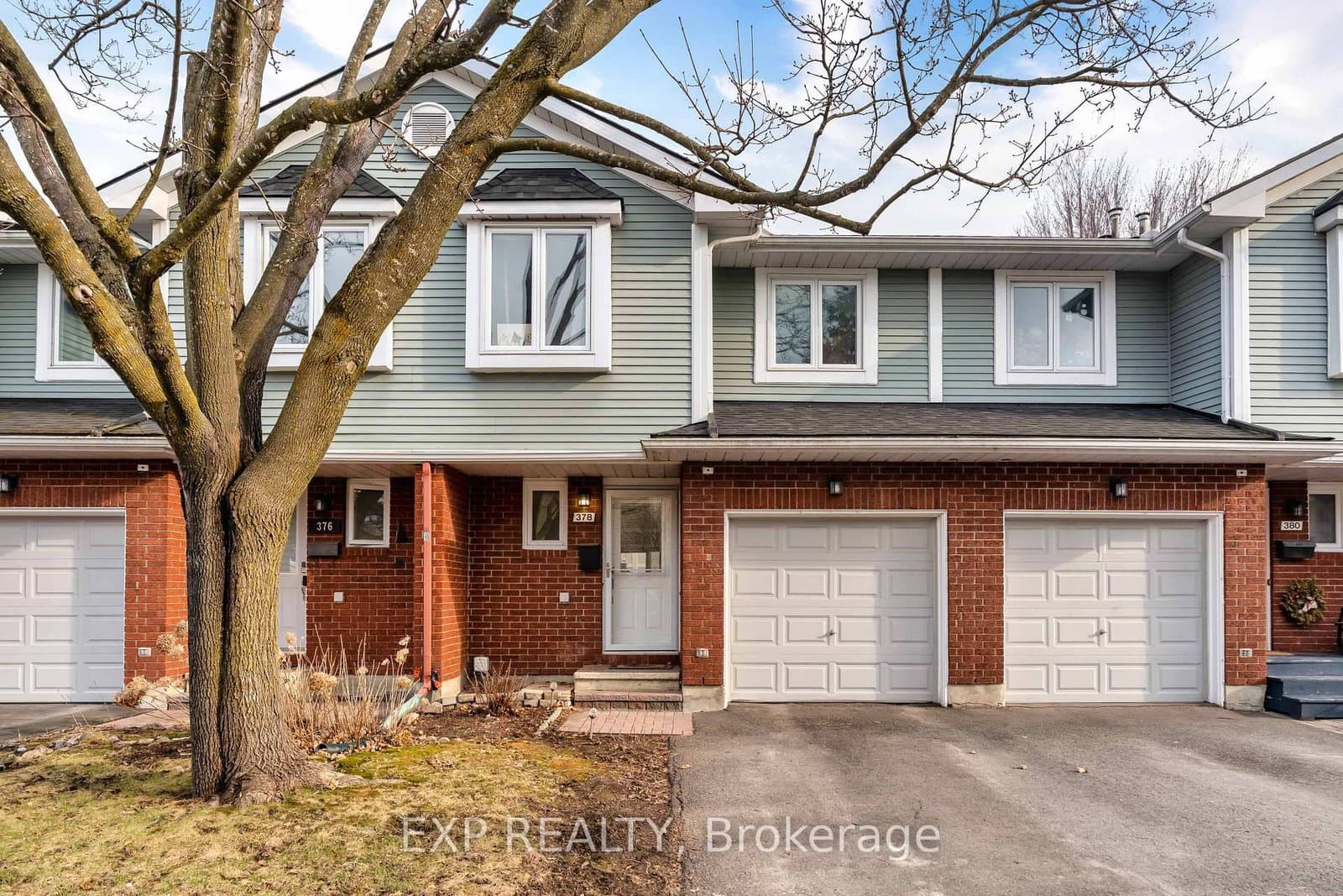 378 Valade Crescent, Orleans, ON