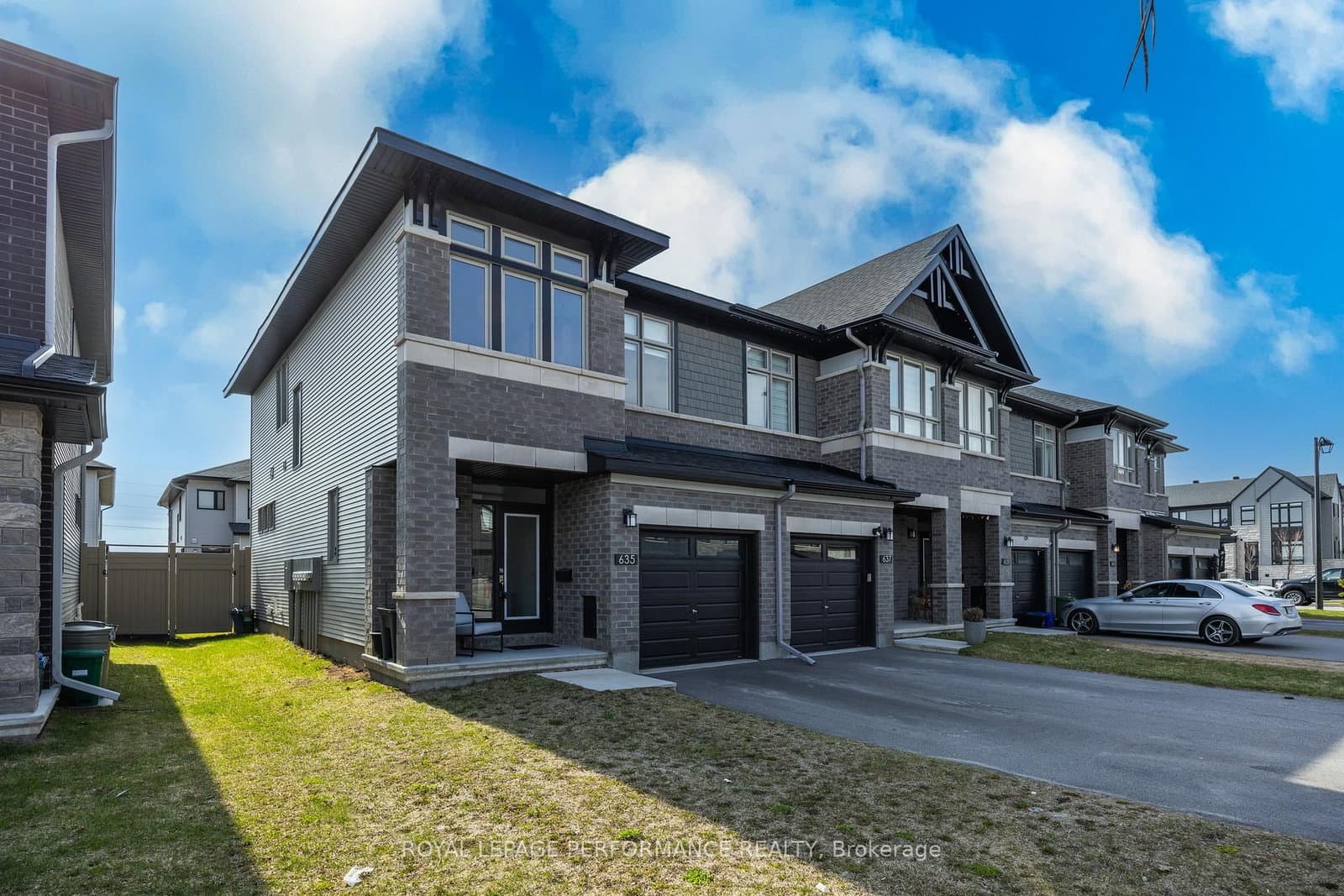 635 Cordelette Circle, Ottawa, ON — photo 2