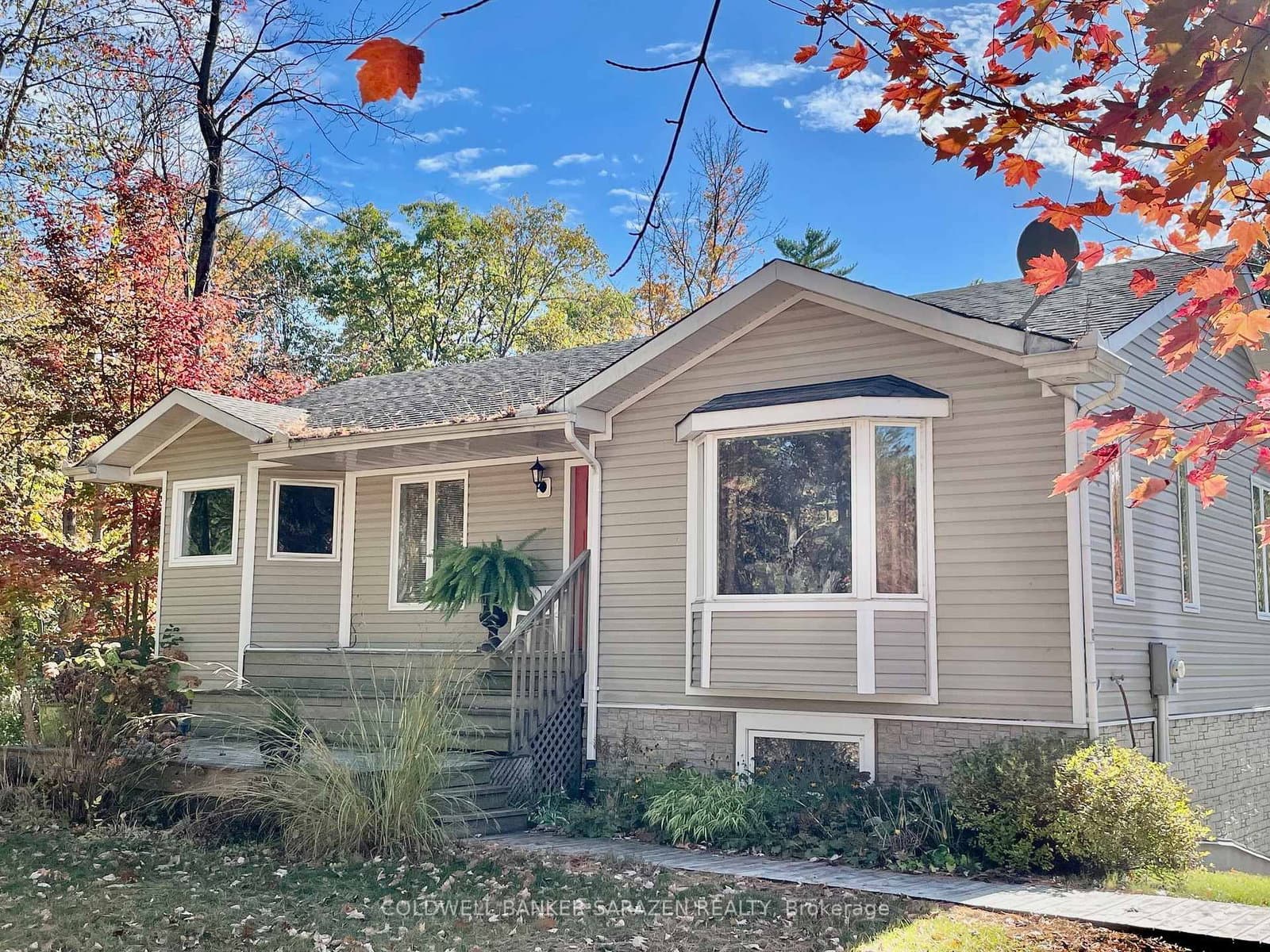 95 Shanmarie Lane, Ottawa, ON