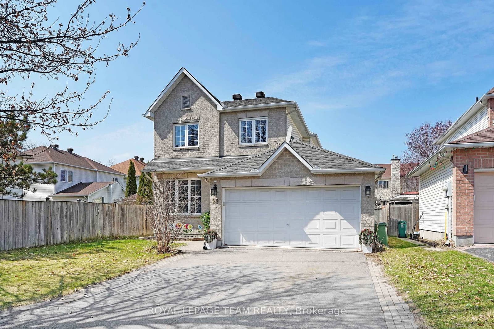 29 Apple Creek Crescent, Kanata, ON