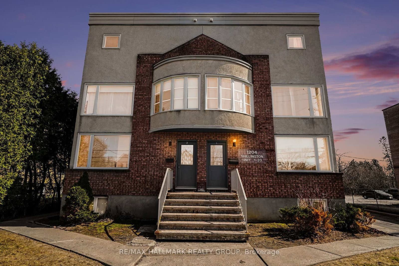 15 - 1204 Shillington Avenue, Ottawa, ON