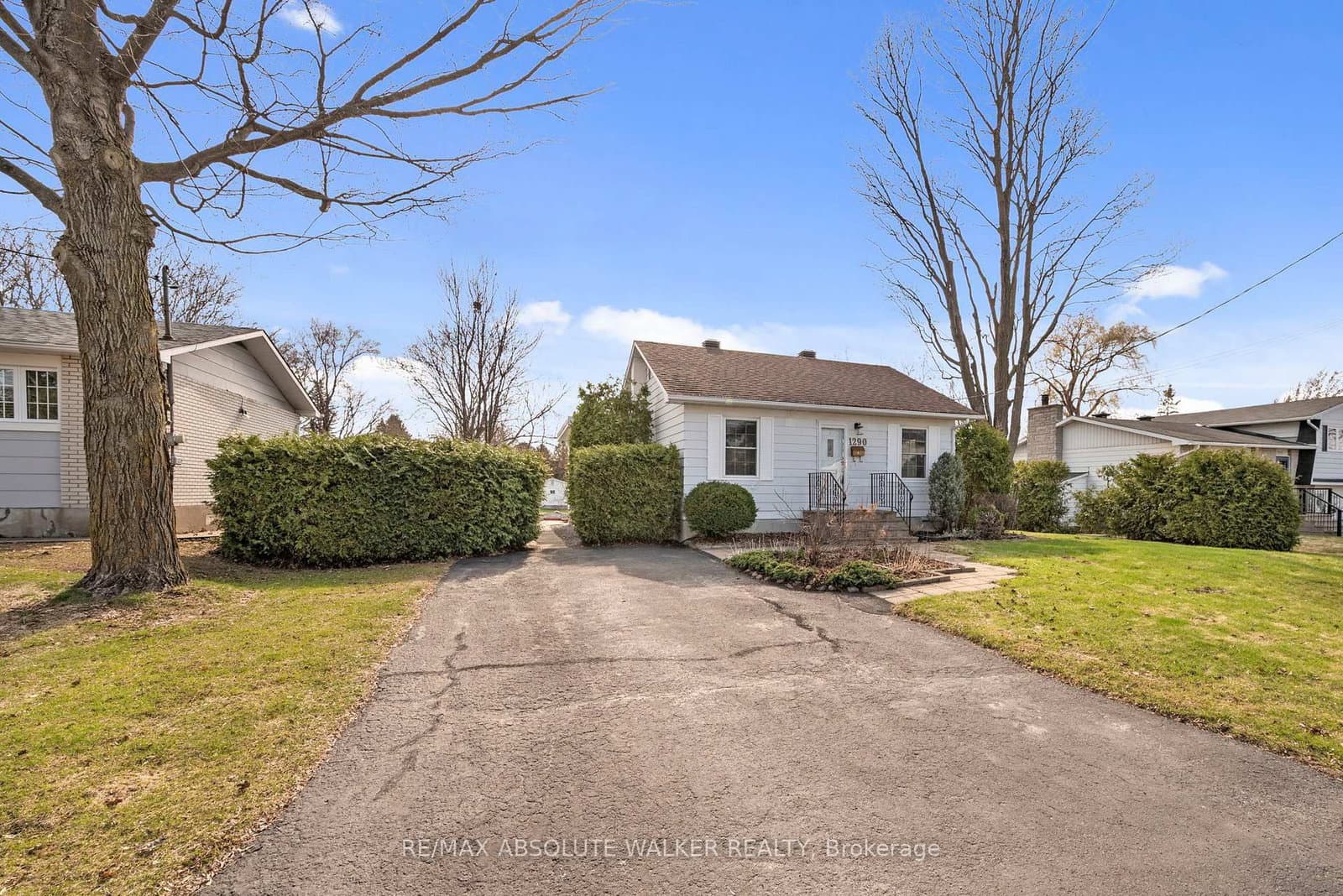 1290 St. Jean Street, Orleans, ON — photo 2