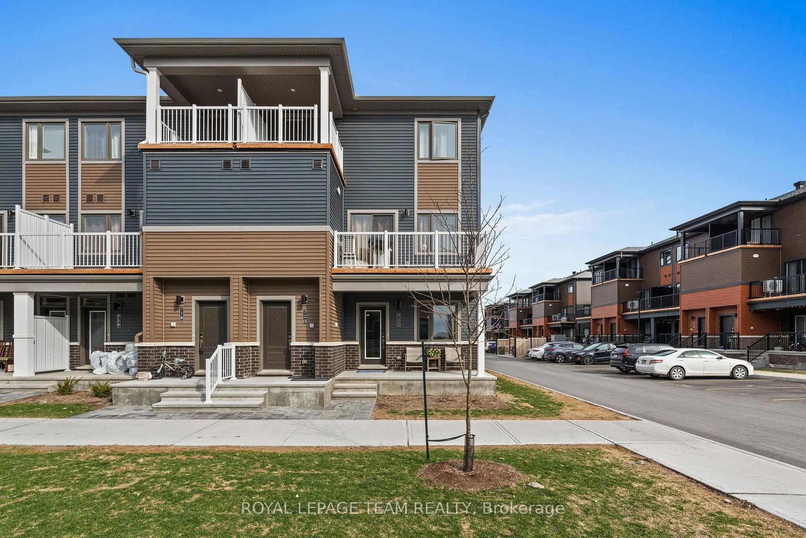 722 Parnian Private, Ottawa, ON