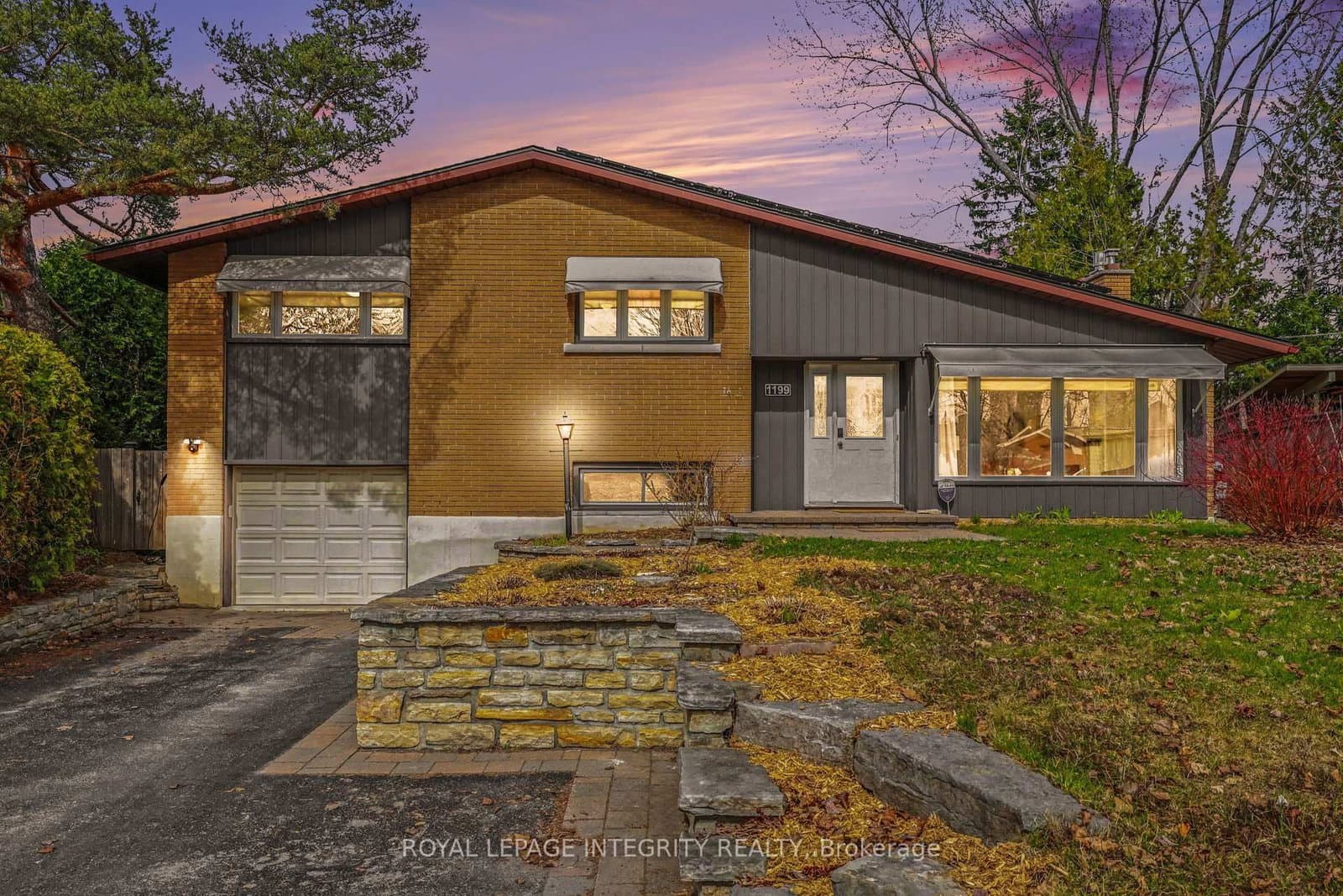 1199 Stanton Road, Ottawa, ON — photo 2