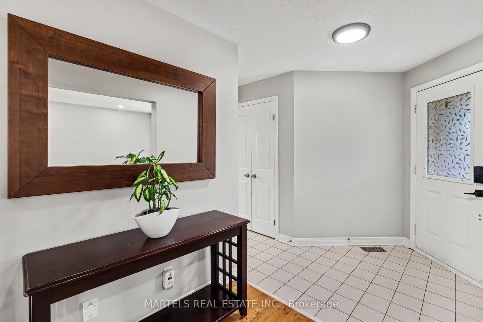 1113 Saint-Emmanuel Terrace, Ottawa, ON — photo 2