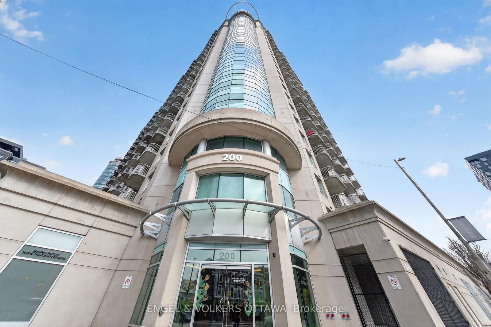 408 - 200 Rideau Street, Ottawa, ON — photo 3