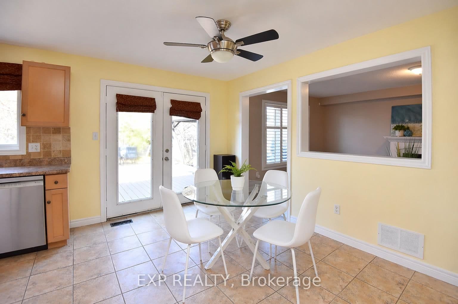 72 Etherington Crescent, Hamilton, ON — photo 3