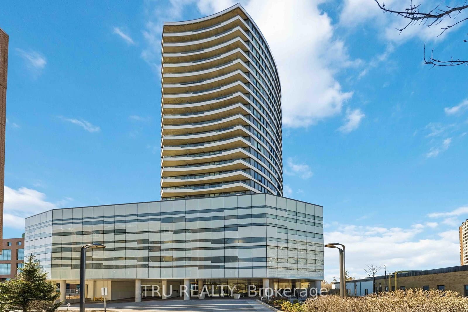 1907 - 485 Richmond Road, Ottawa, ON