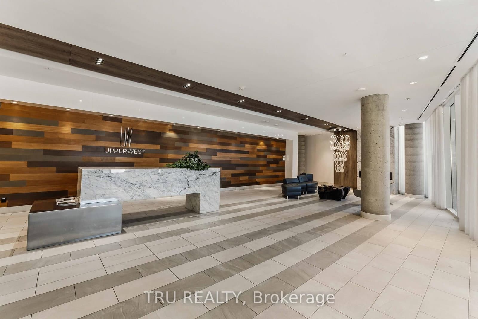 1907 - 485 Richmond Road, Ottawa, ON — photo 2