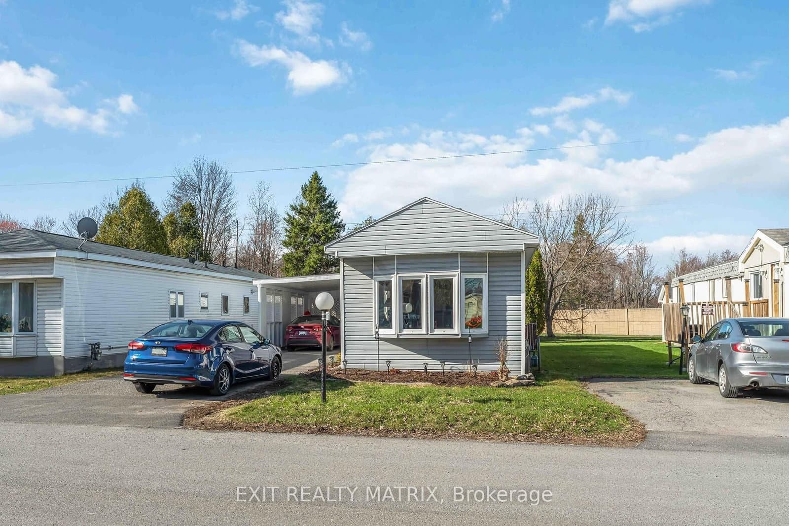 1018 Vista Barrett Private, Greely, ON — photo 3