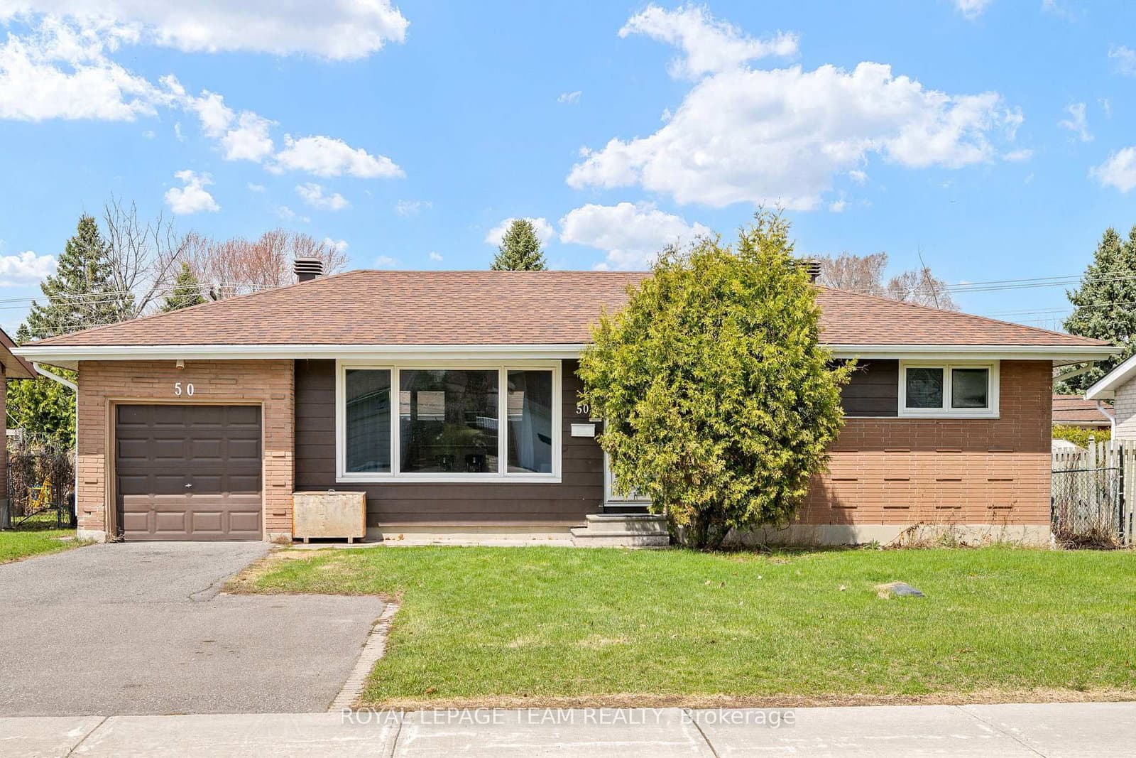 50 Hilliard Avenue, Ottawa, ON