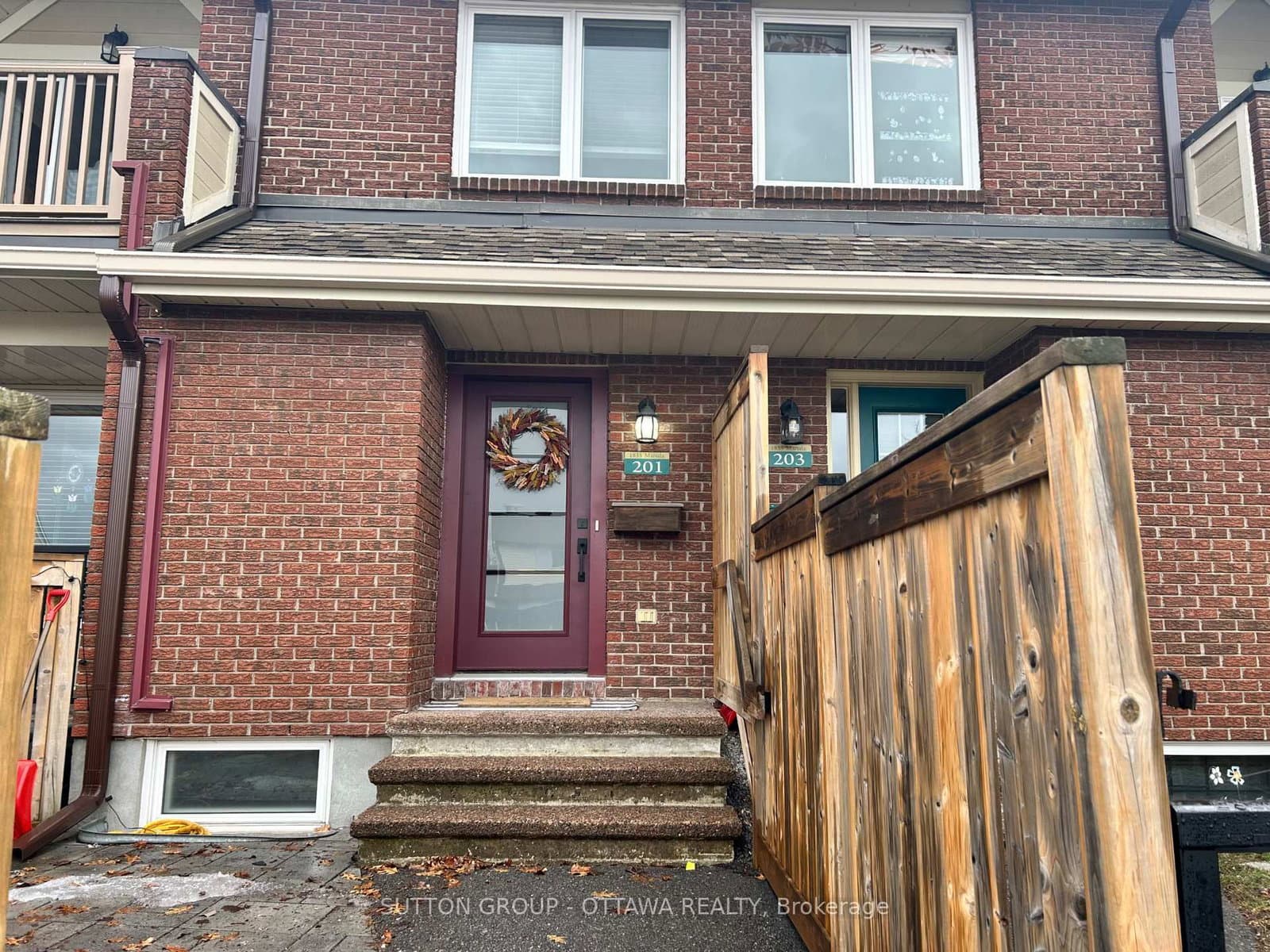201 - 1835 Marsala Crescent, Orleans, ON