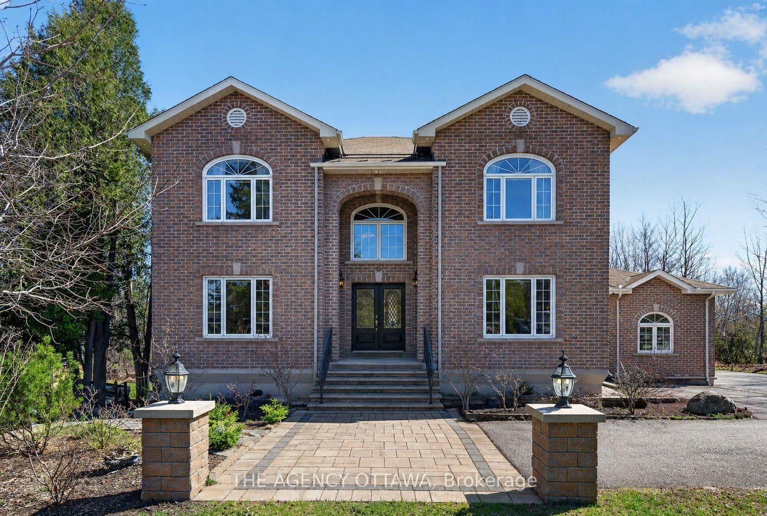 4633 Albion Road, Ottawa, ON