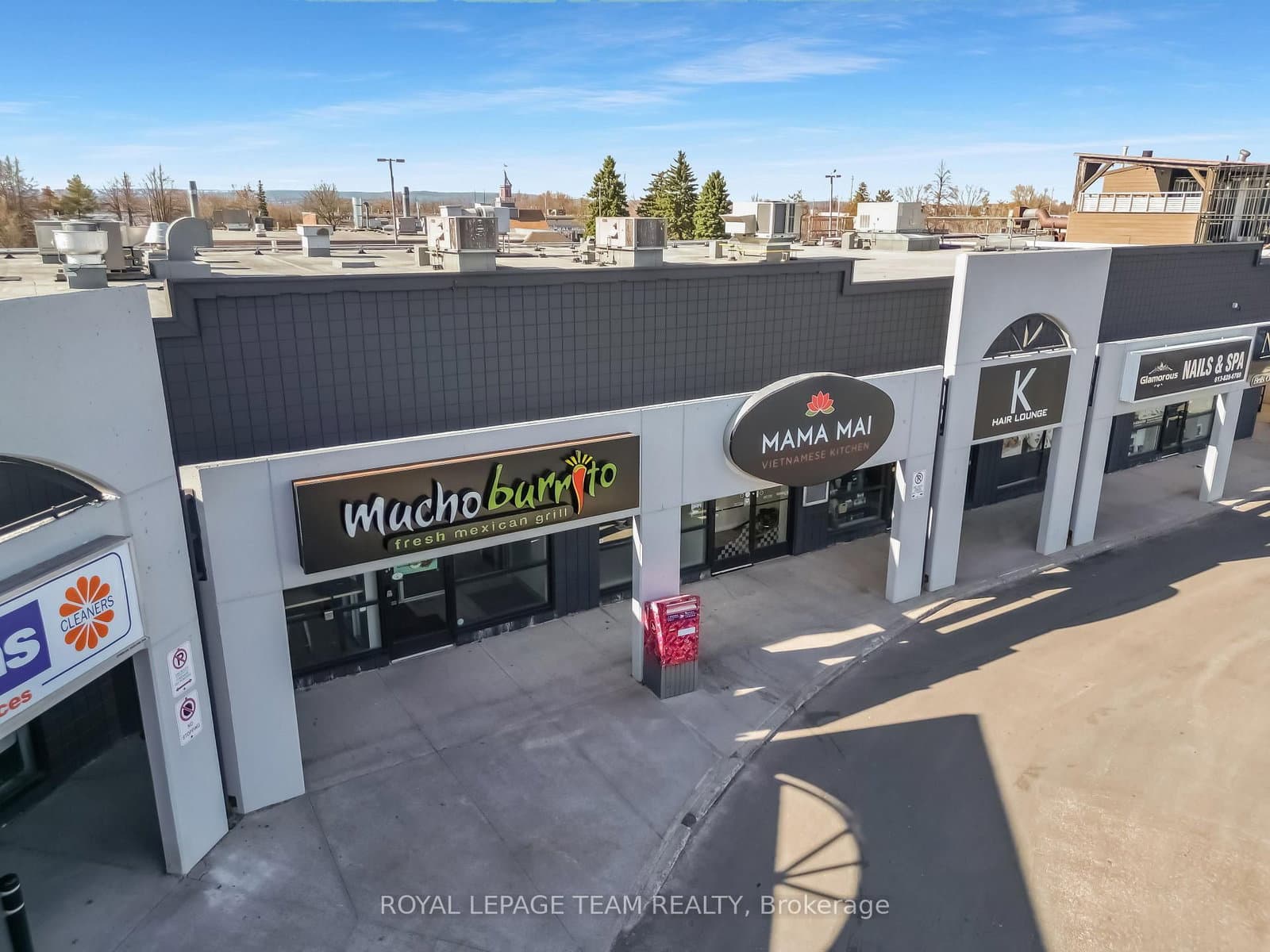 1861 Robertson Road, Ottawa, ON — photo 2