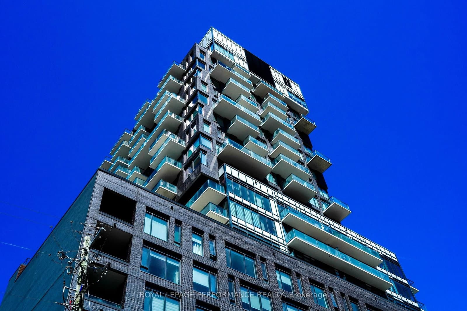 1704 - 203 Catherine Street, Ottawa, ON