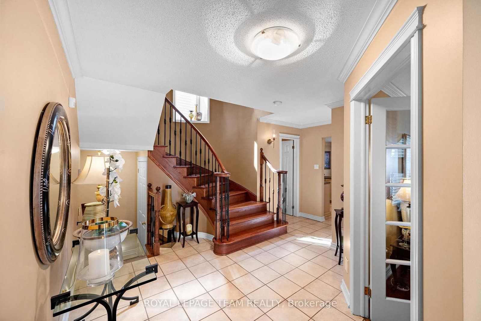 6526 Tooney Drive, Ottawa, ON — photo 3