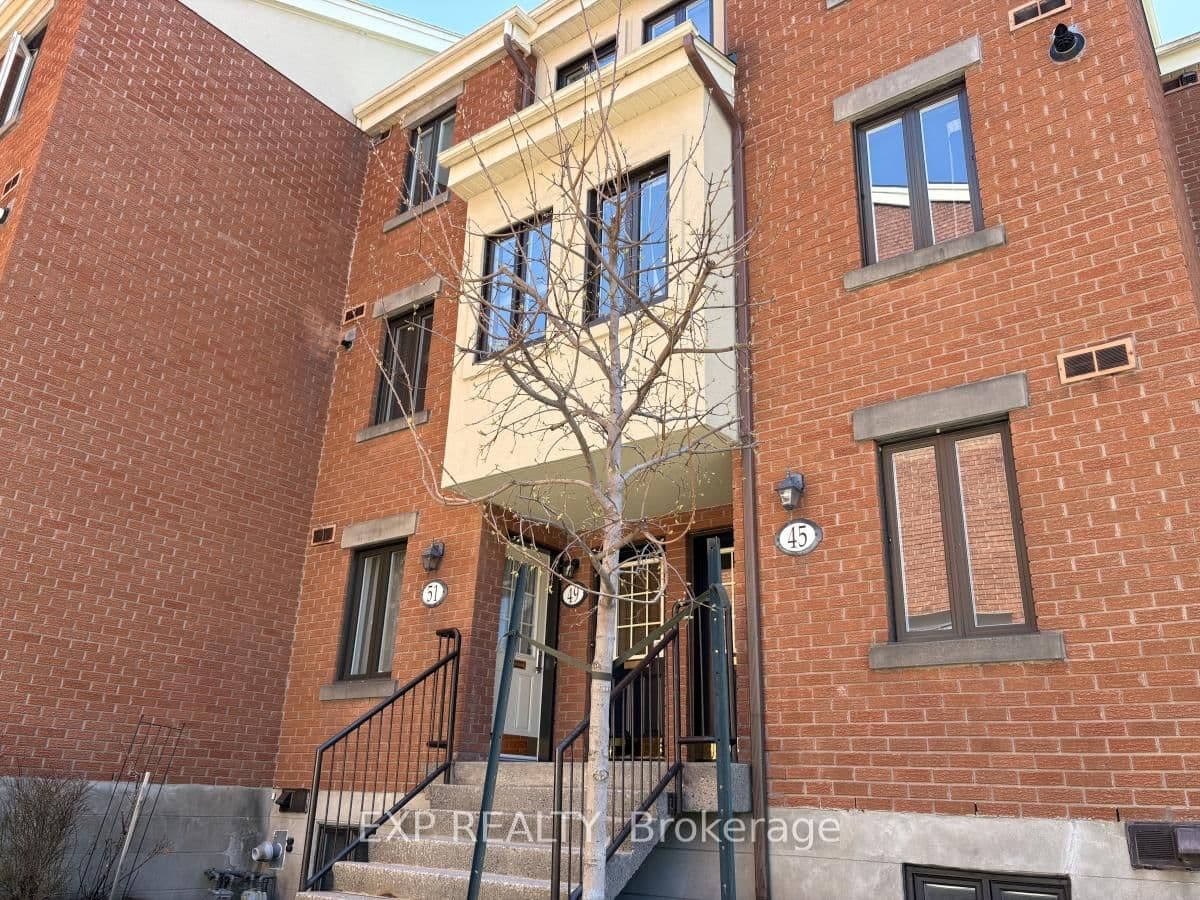45 Crispin Private, Ottawa, ON