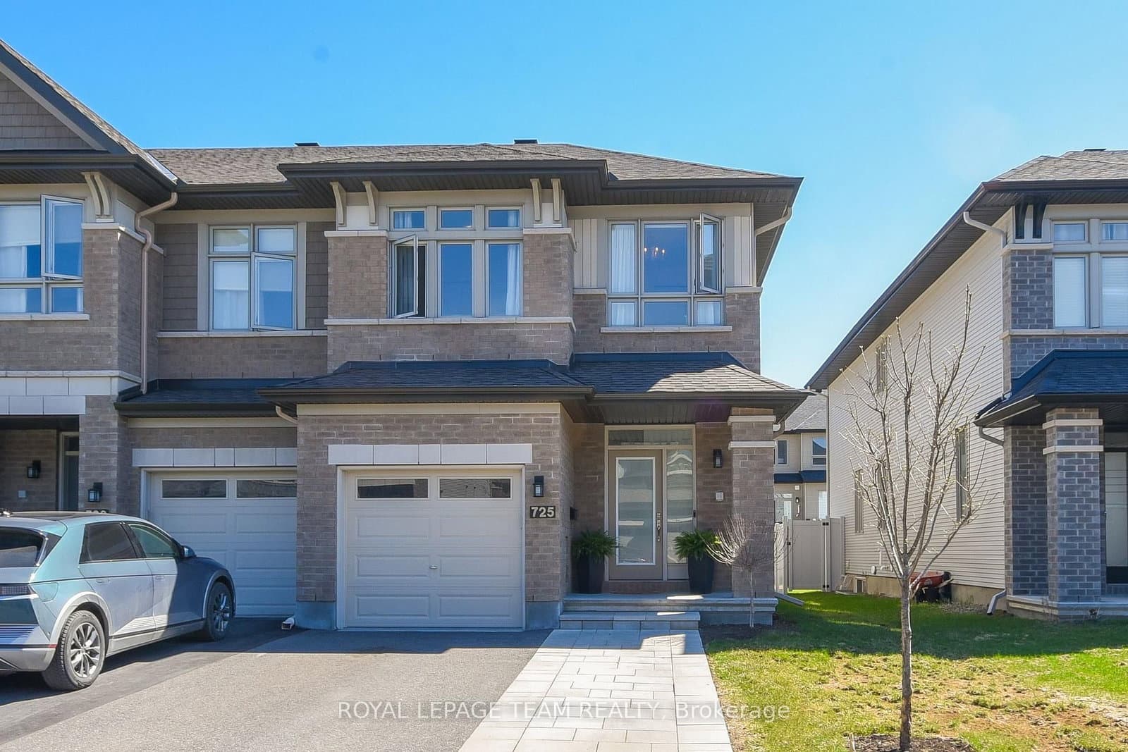 725 Capricorn Circle, Ottawa, ON