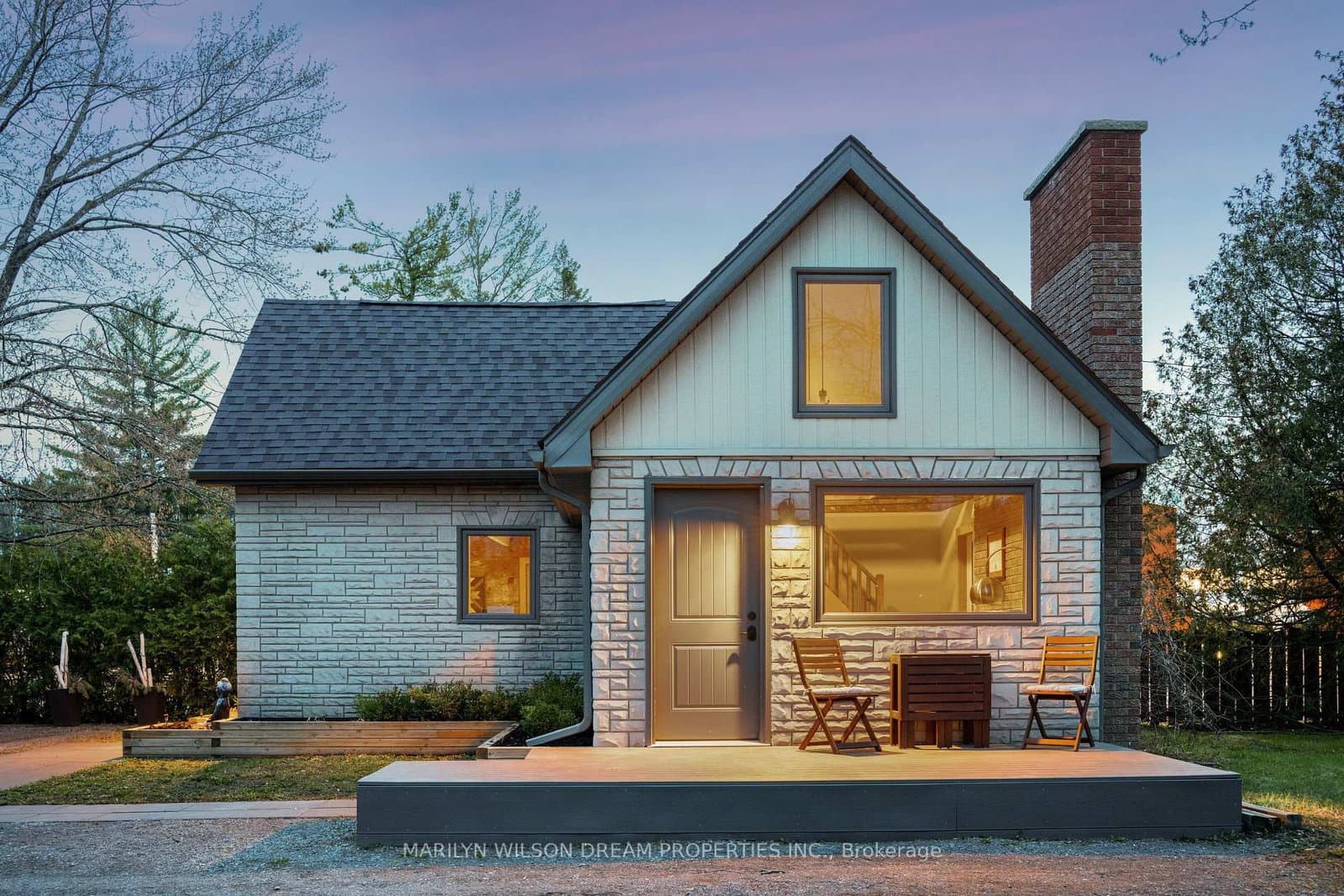 1418 Stittsville Main Street, Ottawa, ON