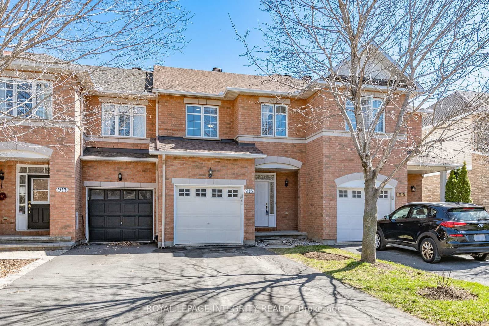 915 Schooner Crescent, Ottawa, ON — photo 2