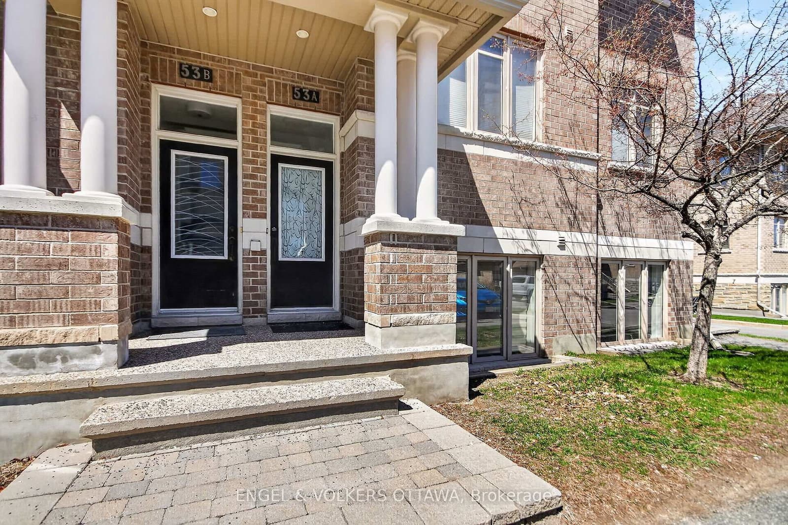 A - 53 Tayside Private, Ottawa, ON — photo 2