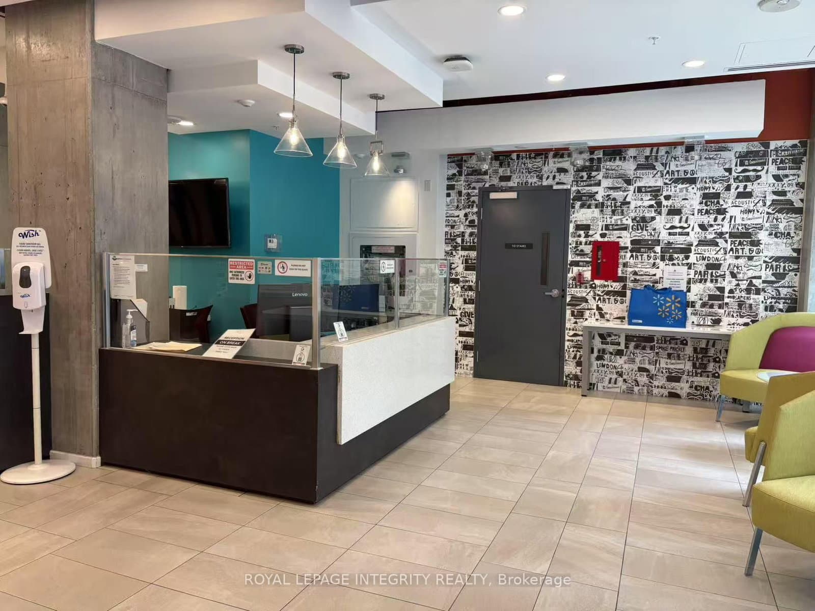 2010 - 105 Champagne Avenue, Ottawa, ON — photo 2