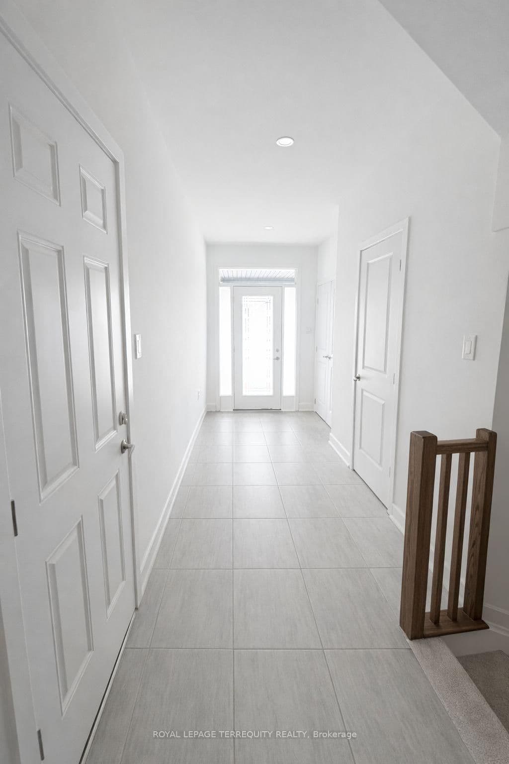 74 Nettle Crescent, Ottawa, ON — photo 2