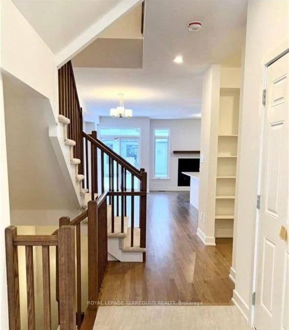 74 Nettle Crescent, Ottawa, ON — photo 3