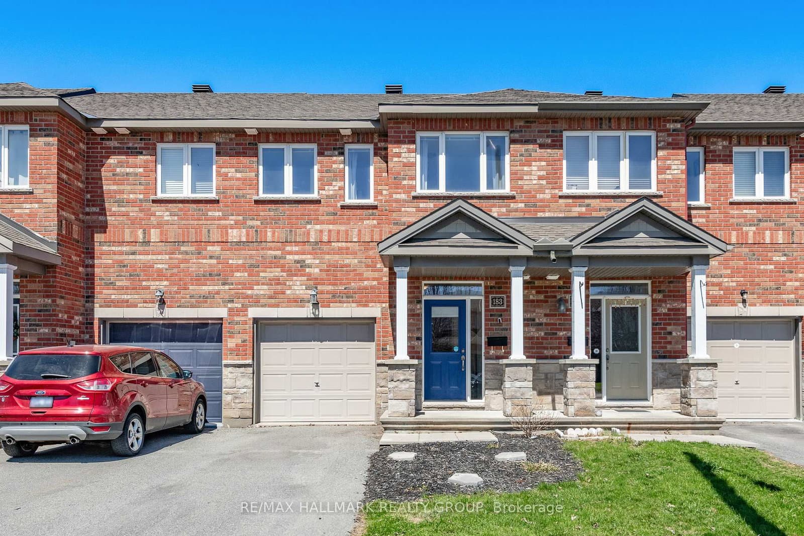 183 Claridge Drive, Ottawa, ON — photo 2
