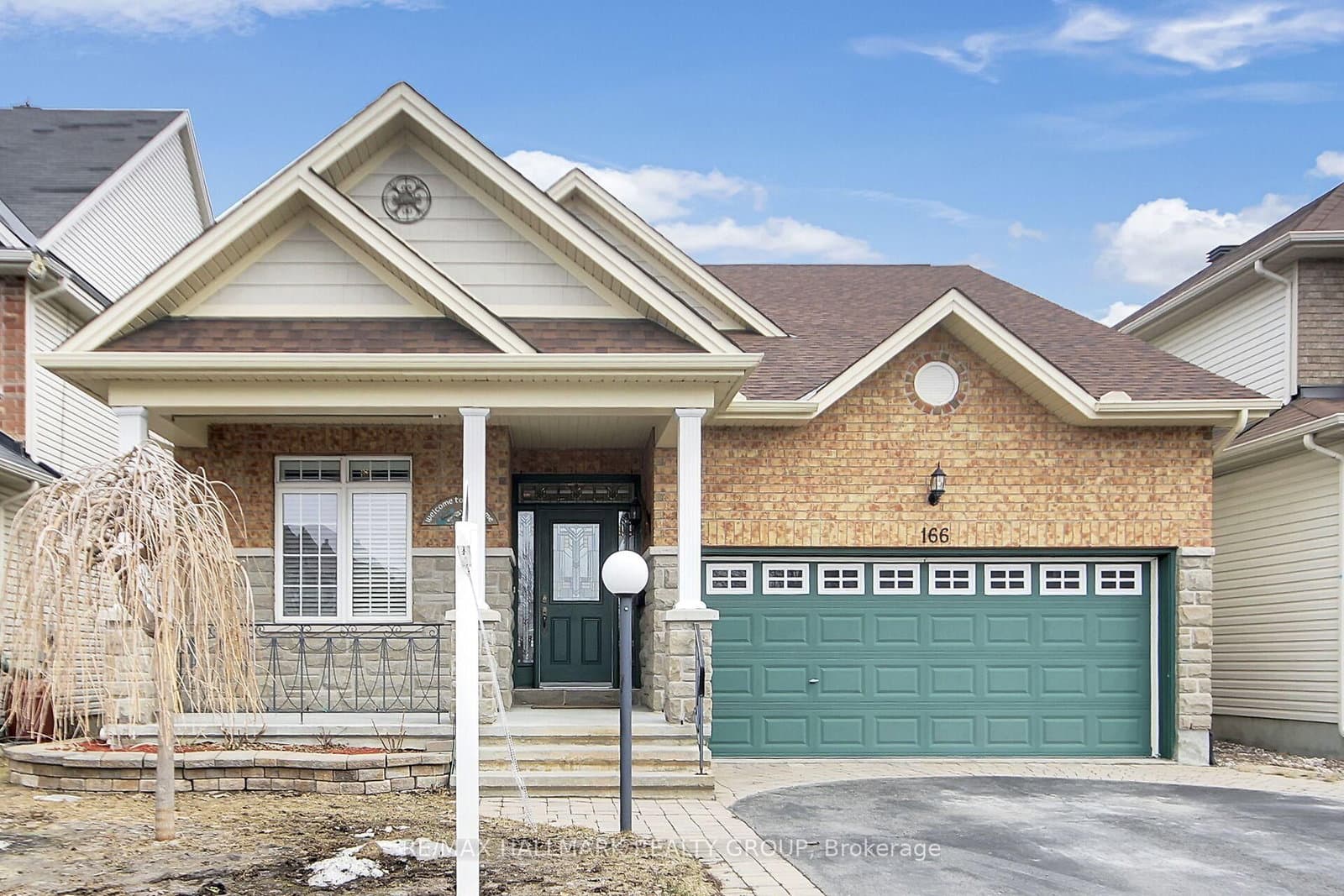 166 Lamplighters Drive, Ottawa, ON — photo 2