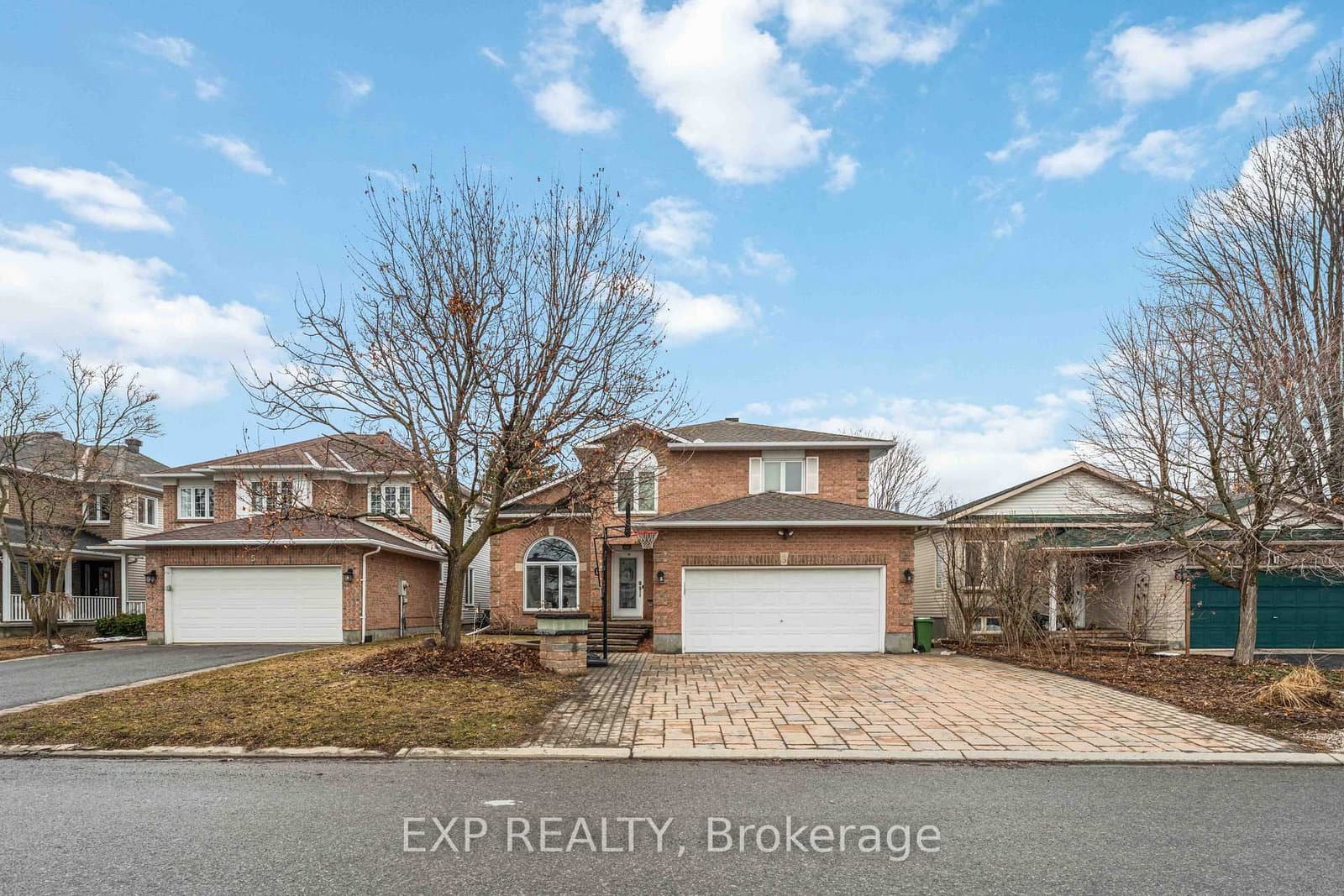3 Nakota Way, Ottawa, ON