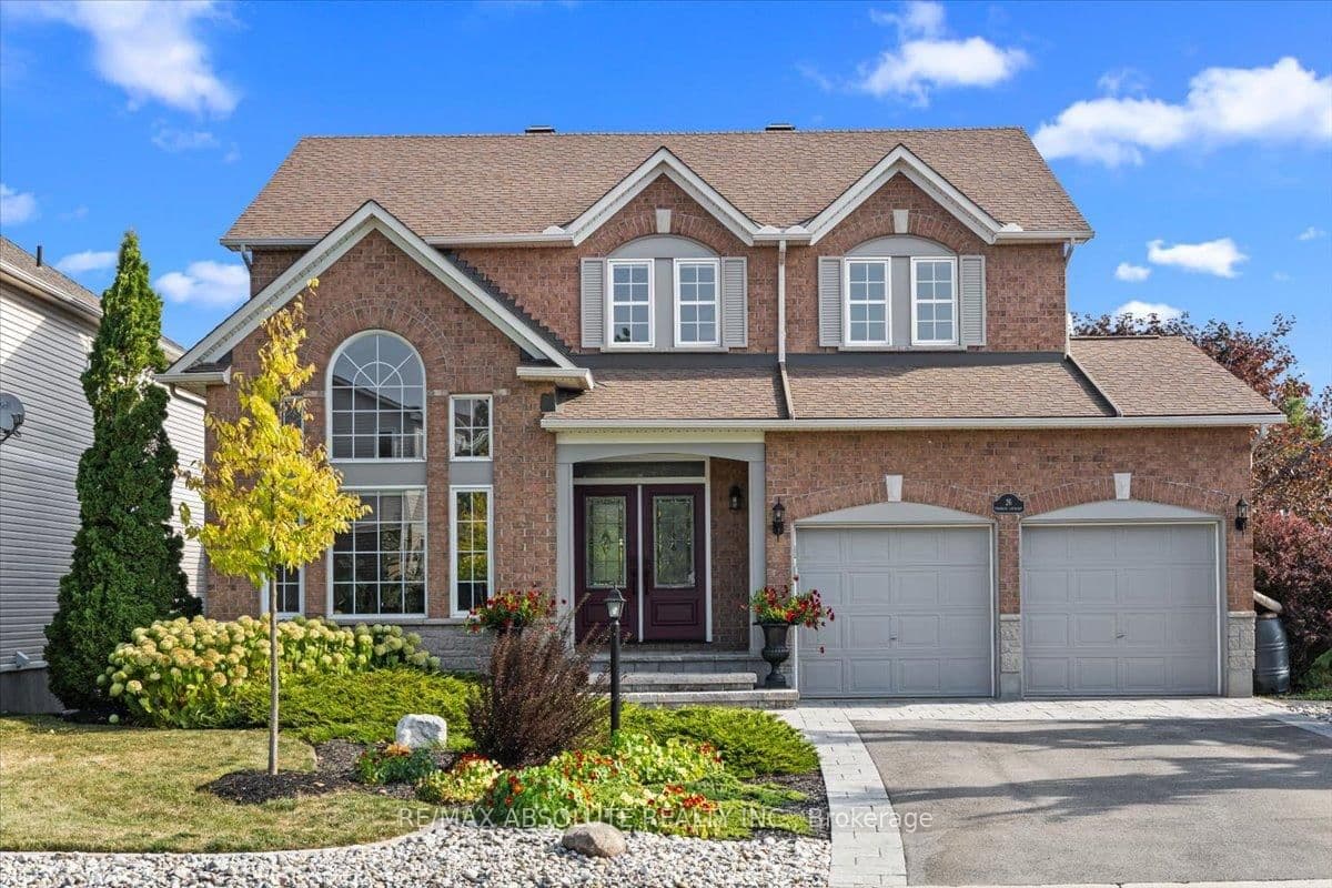 26 Franklin Cathcart Crescent, Stittsville, ON — photo 3