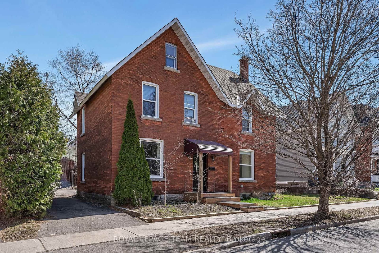 11 Sherbrooke Avenue, Ottawa, ON