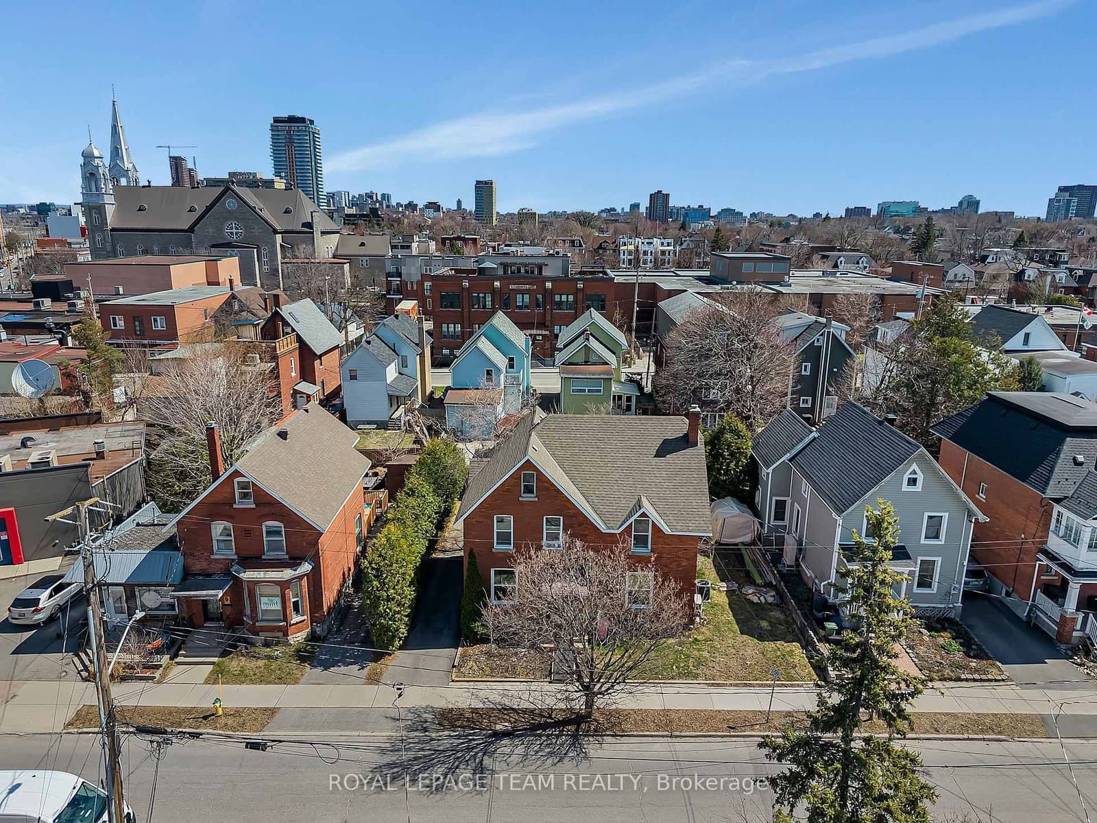 11 Sherbrooke Avenue, Ottawa, ON