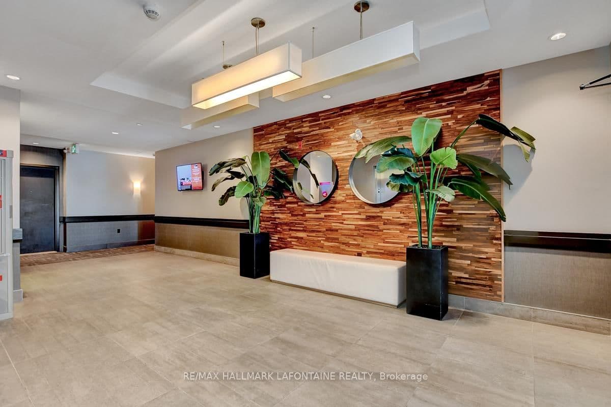 114 - 120 Prestige Circle, Ottawa, ON — photo 3