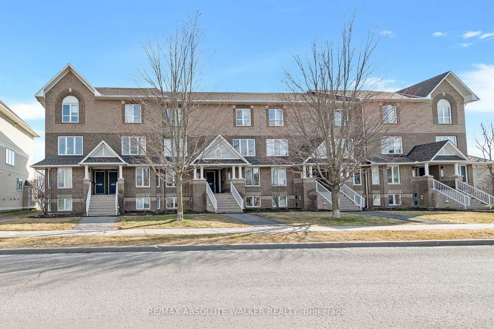 8 - 299 Aquaview Drive, Ottawa, ON — photo 3