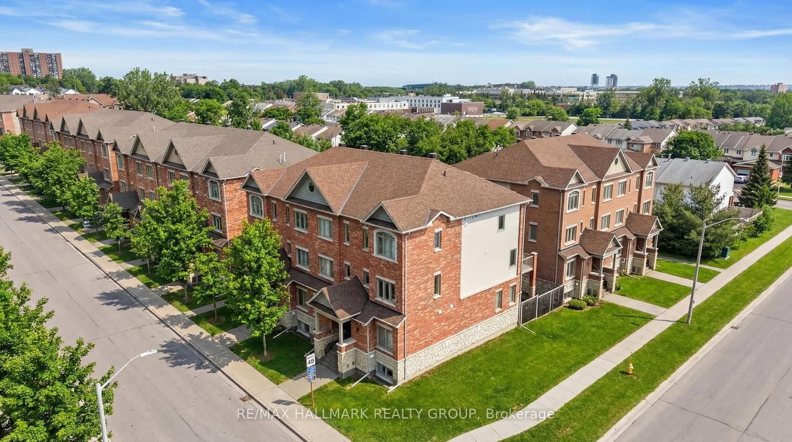 498 LeBoutillier Avenue, Ottawa, ON