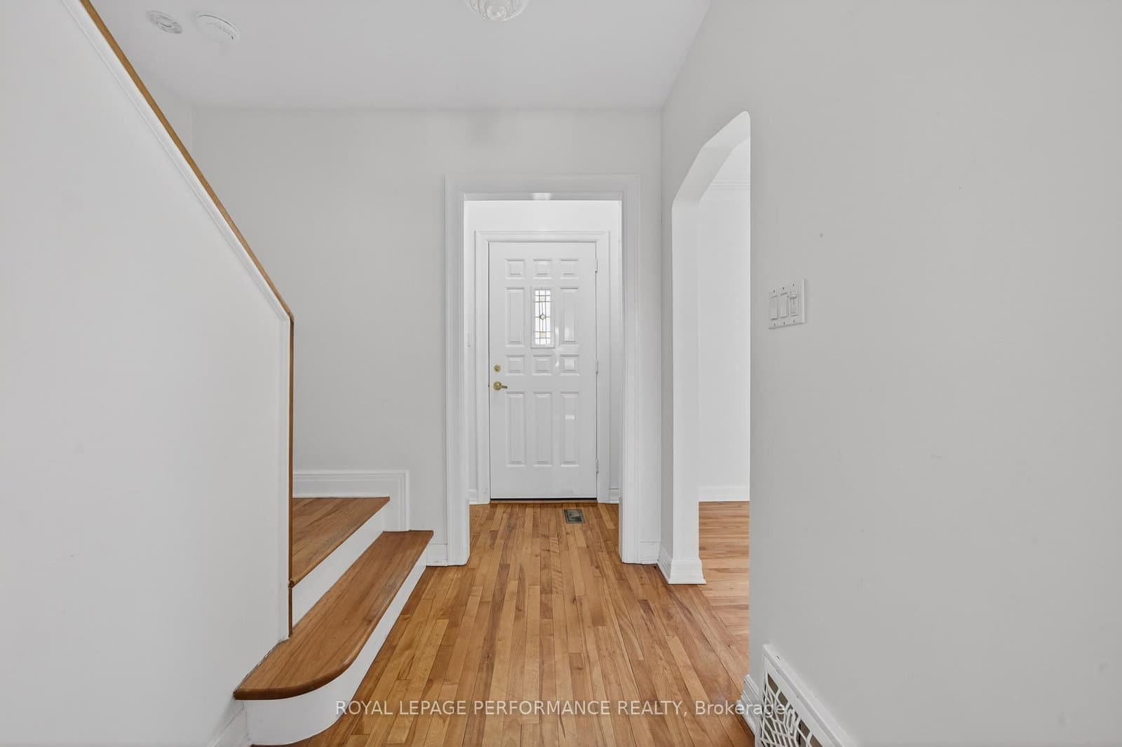 318 Duncairn Avenue, Ottawa, ON — photo 3