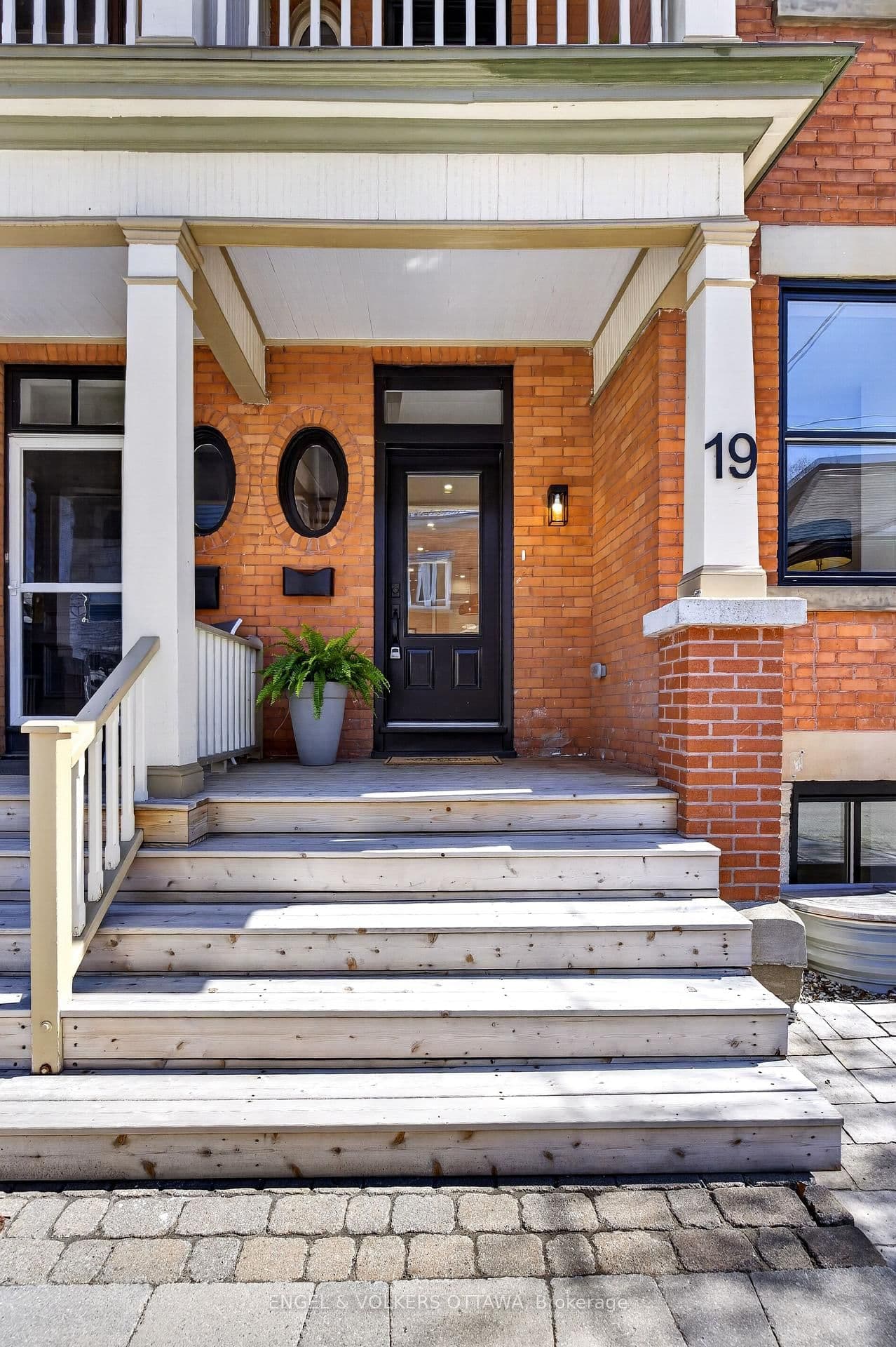 19 Rupert Street, Ottawa, ON — photo 3