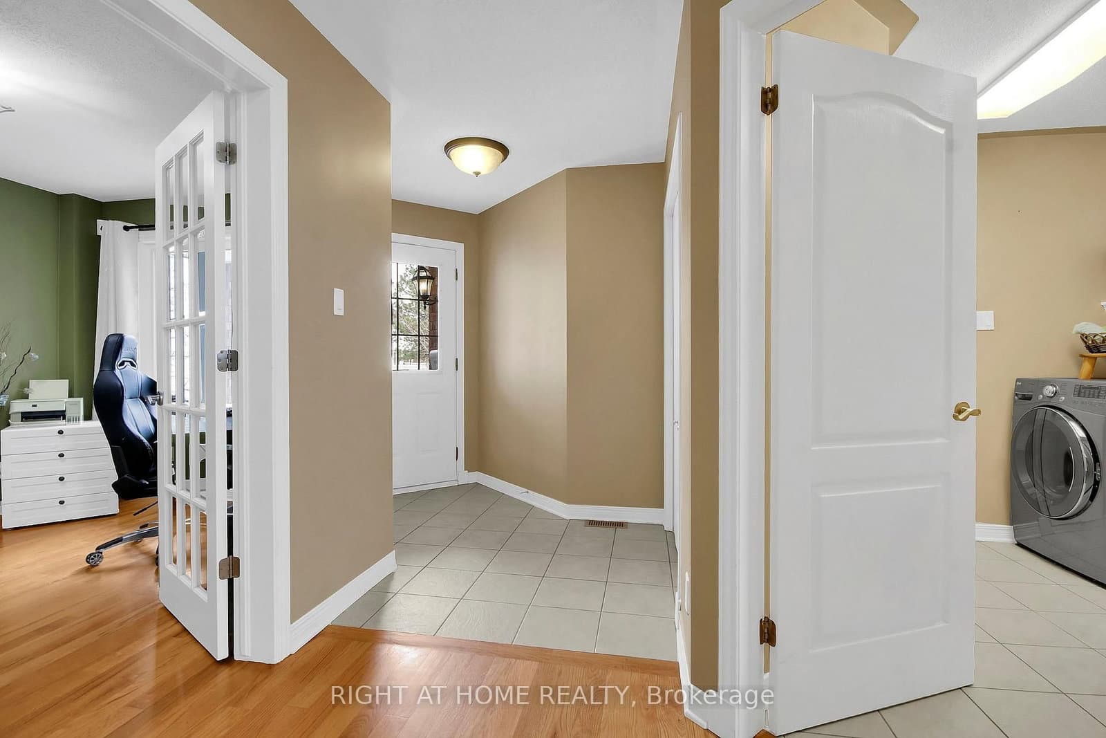 4162 Wolfe Point Way, Ottawa, ON — photo 2