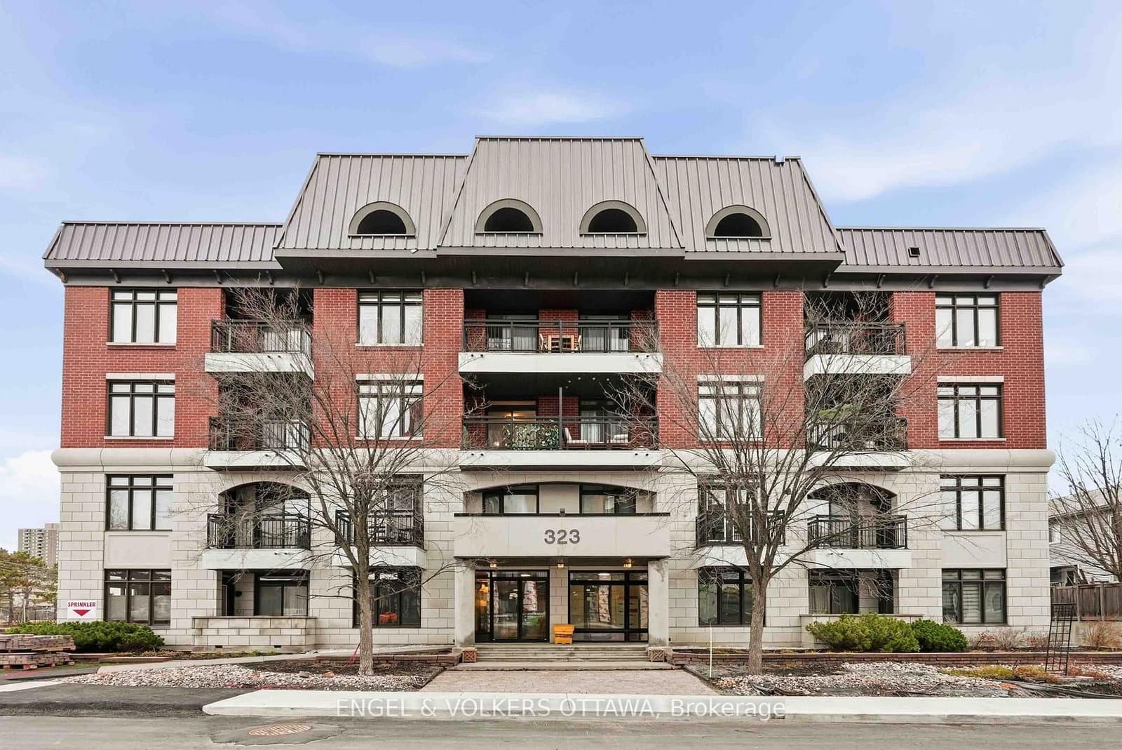 204 - 323 Winona Avenue, Ottawa, ON