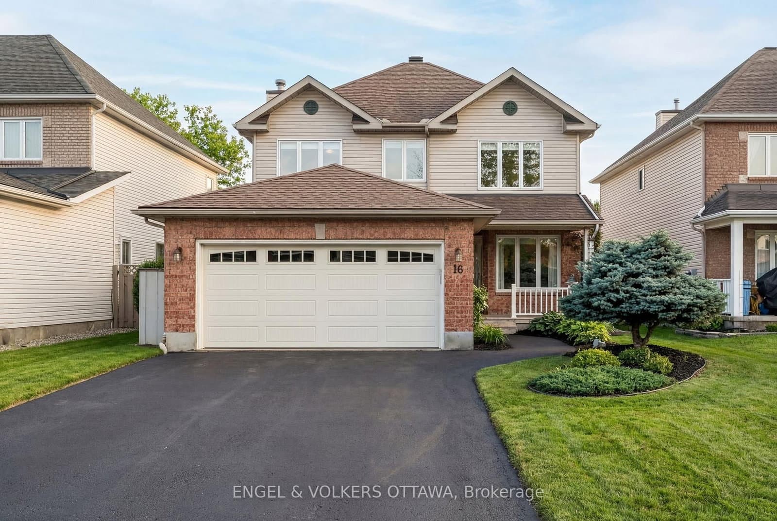 16 Mayford Avenue, Ottawa, ON