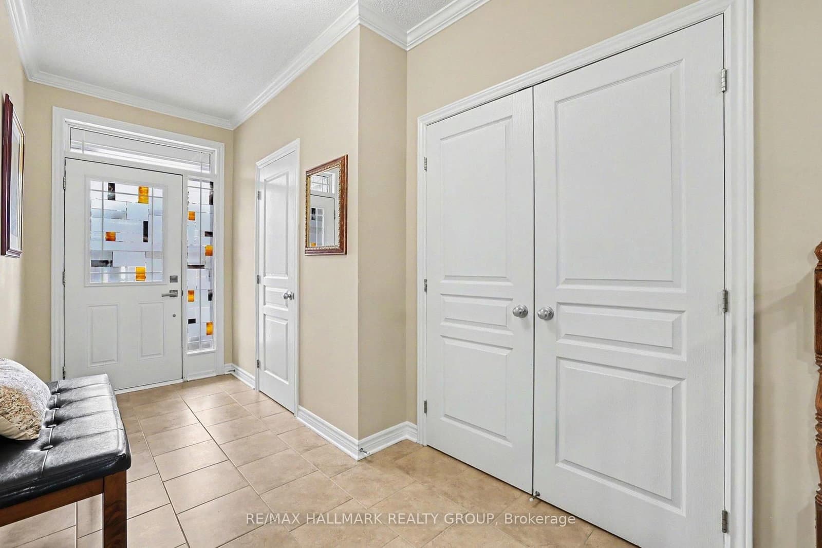 217 GOSSAMER Street, Orleans, ON — photo 2