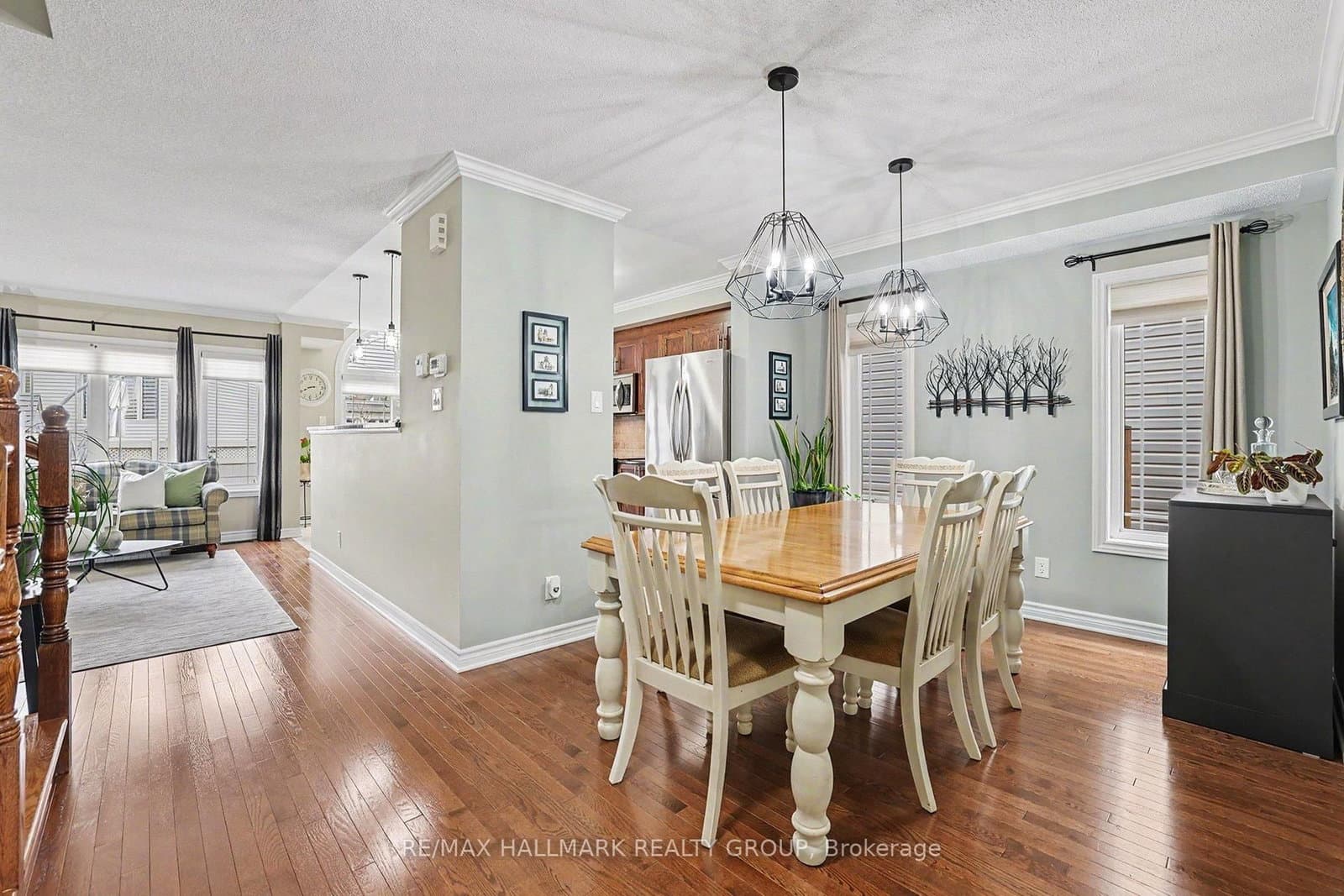 217 GOSSAMER Street, Orleans, ON — photo 3