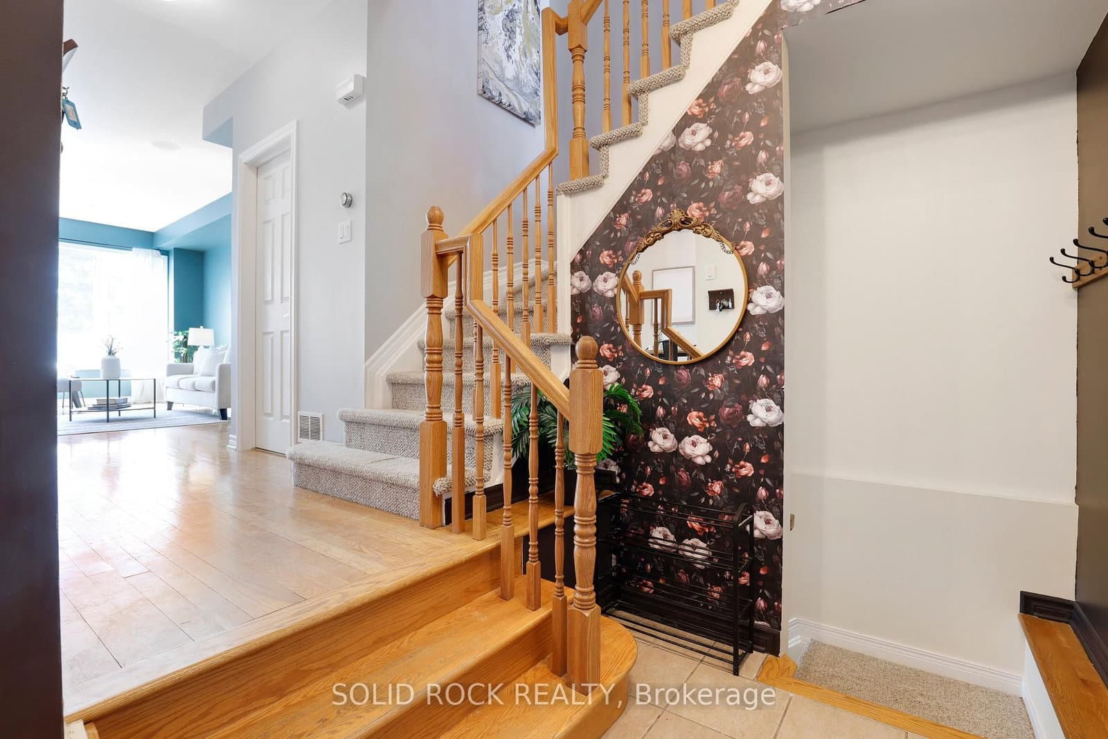 62 Evelyn Powers Private, Ottawa, ON — photo 3