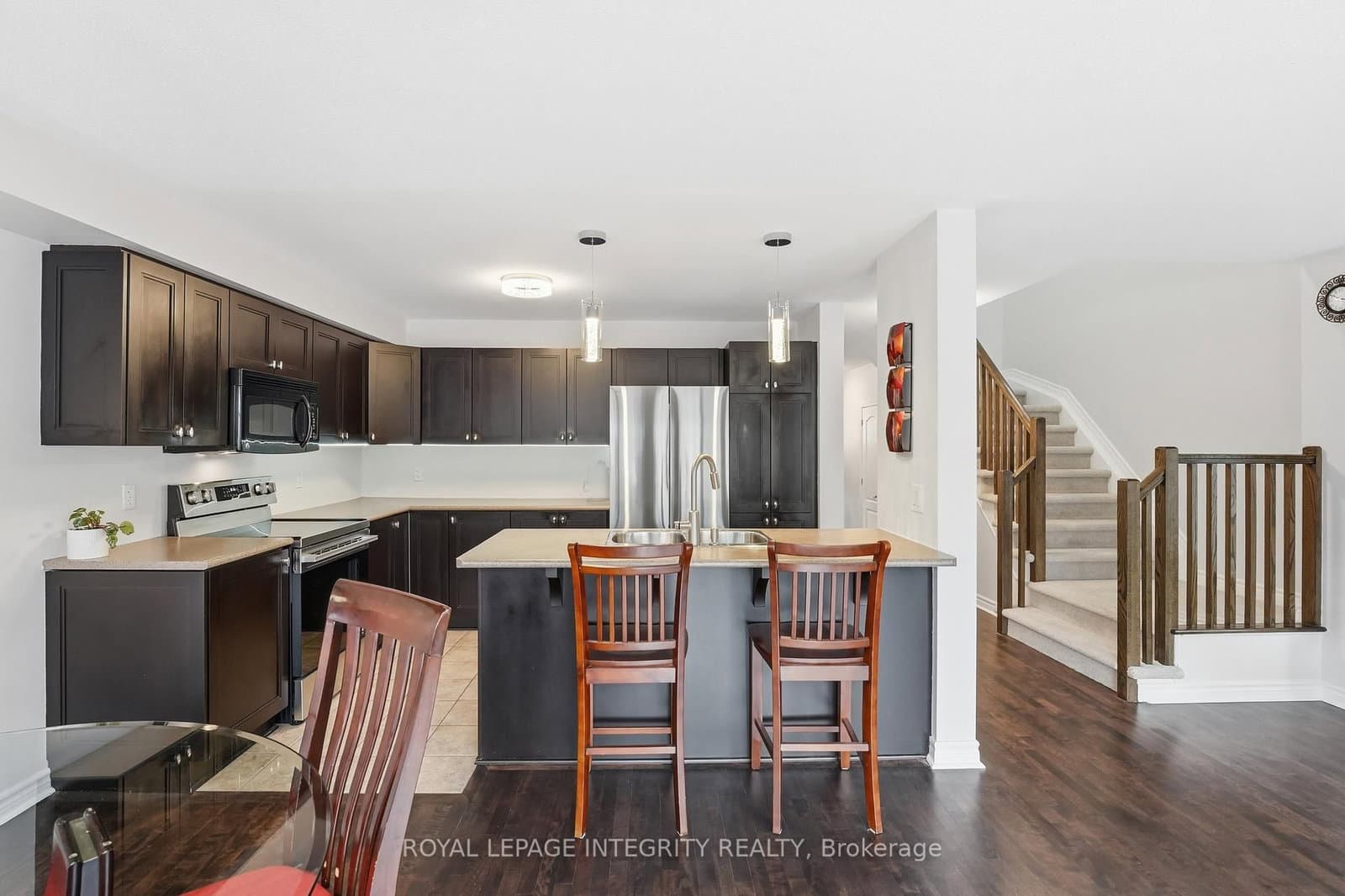 509 Cherokee Way, Ottawa, ON — photo 3