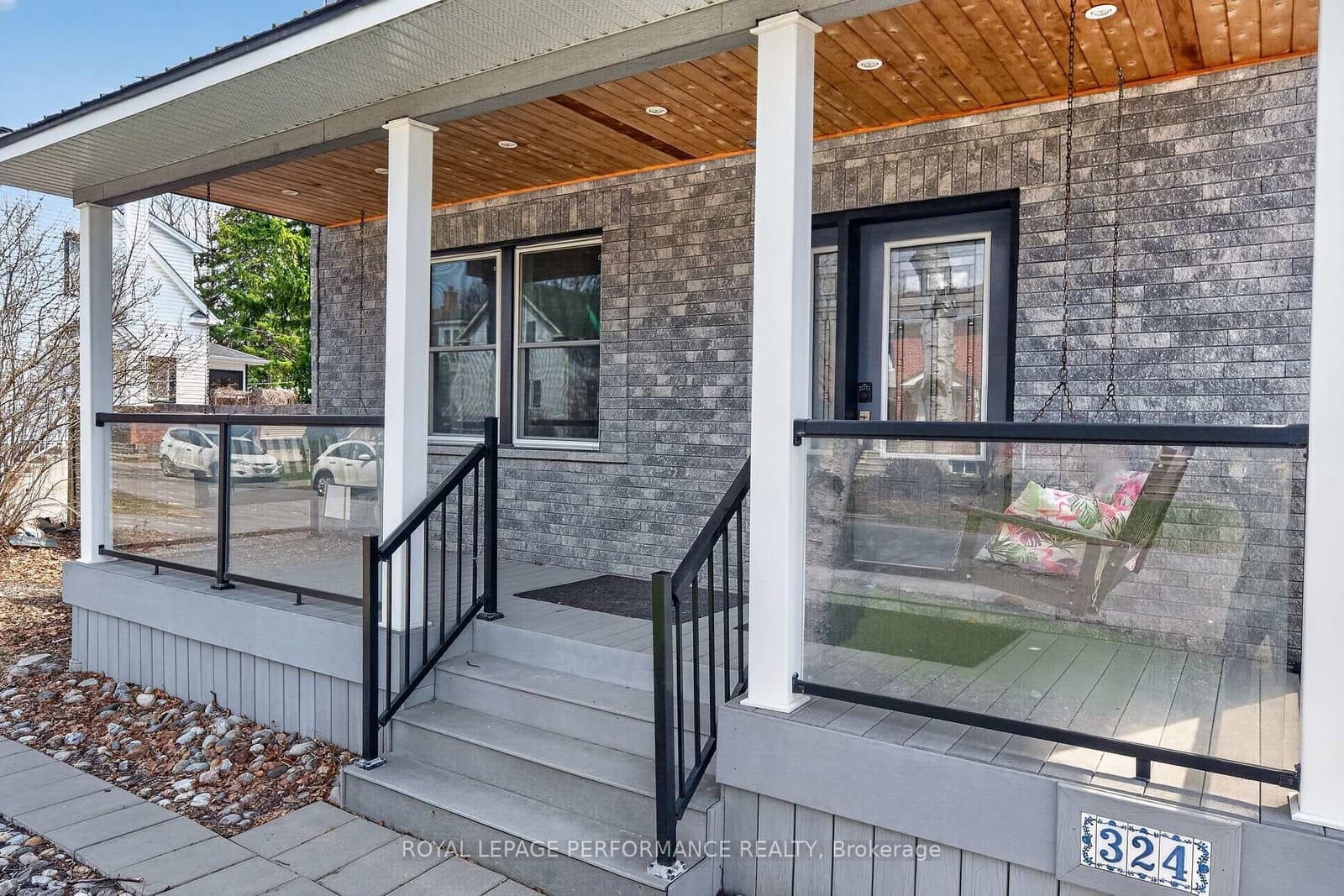 324 Duncairn Avenue, Ottawa, ON — photo 2