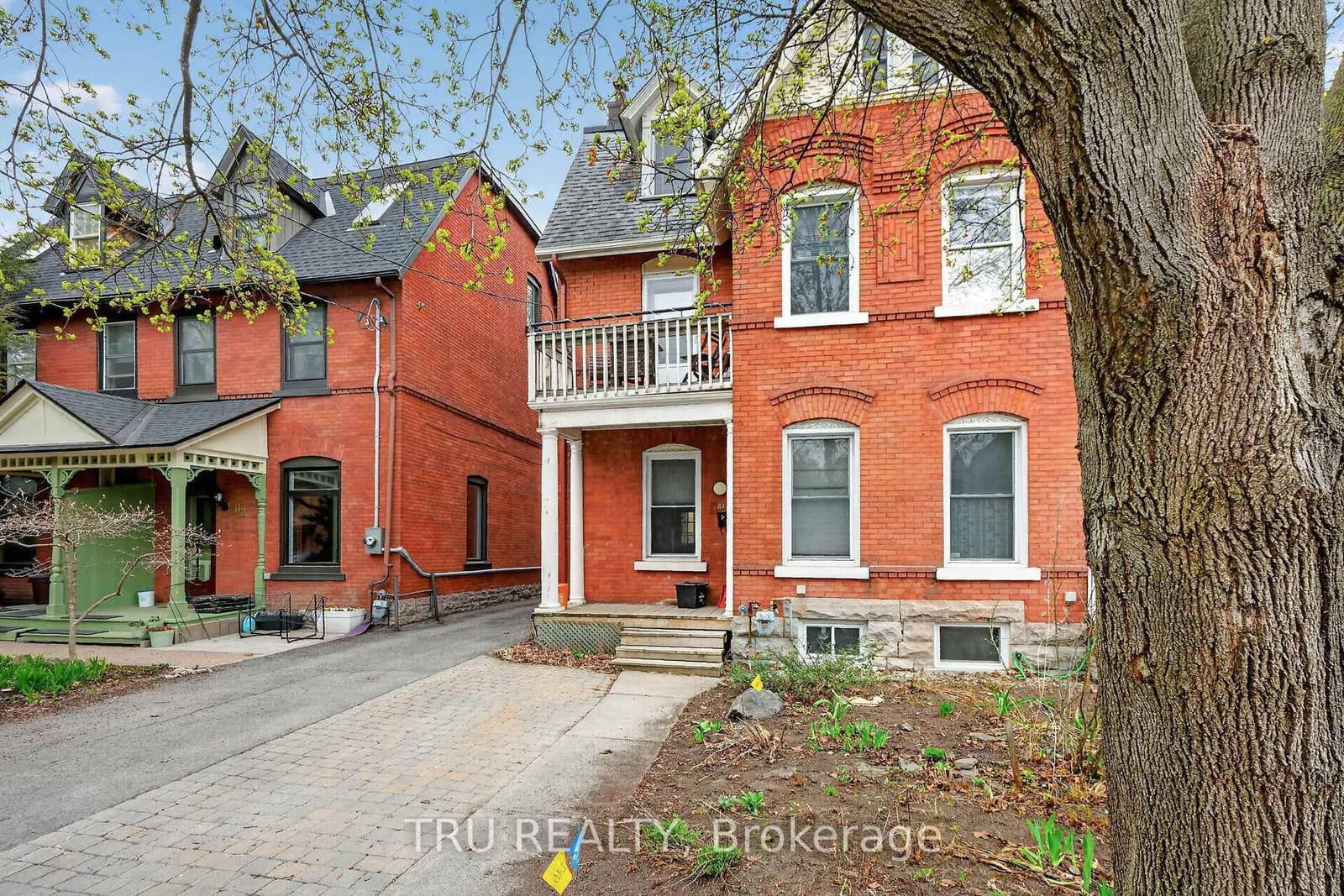 84 James Street, Ottawa, ON