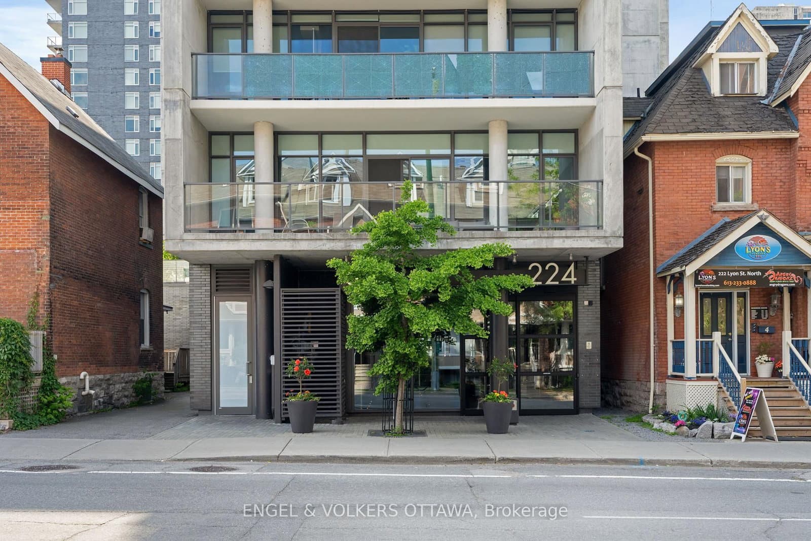 1004 - 224 Lyon Street, Ottawa, ON — photo 2